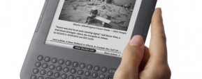 Kindle droższy o 23% VAT. Czy warto zainteresować się e-czytnikami z Polski?